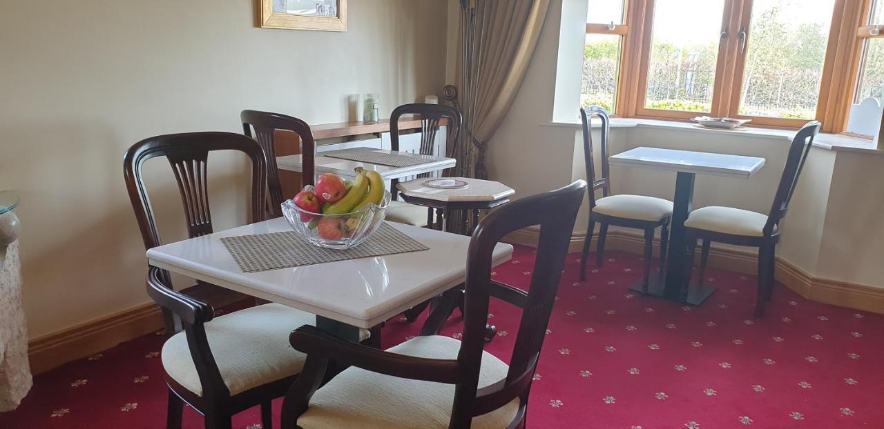 Knightsbrook Guesthouse Trim Zewnętrze zdjęcie