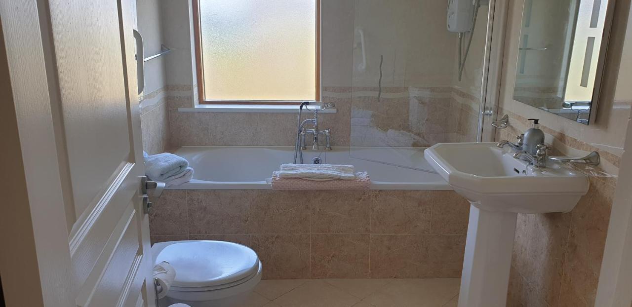 Knightsbrook Guesthouse Trim Zewnętrze zdjęcie